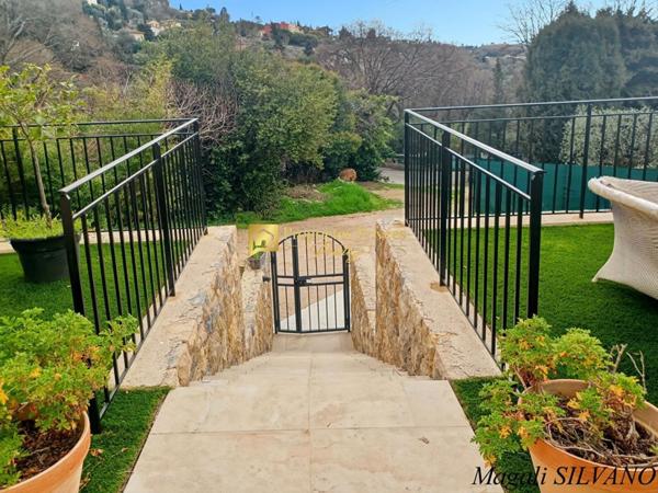 Mas rénové - Vue panoramique plein sud - St-François