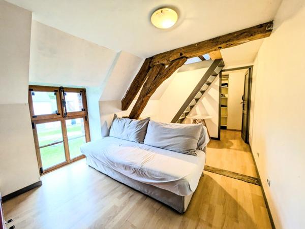 Longère à vendre 207 m² – Terrain 1 200 m² – Amilly (45)