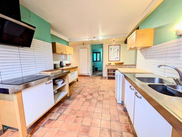 Longère à vendre 207 m² – Terrain 1 200 m² – Amilly (45)