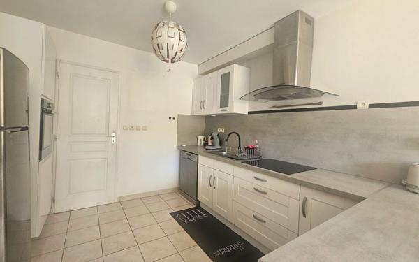 Maison à vendre    4 pièces •  Vergèze