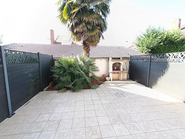 Maison Saint Pierre Du Perray 103 m2 au sol