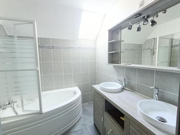 Maison Saint Pierre Du Perray 103 m2 au sol