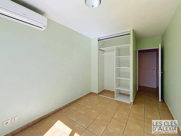 VAULX-EN-VELIN – T4 de 89,33 m² avec terrasse, jardin privatif et garage double en sus