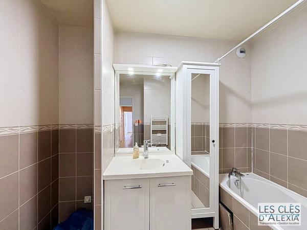 VAULX-EN-VELIN – T4 de 89,33 m² avec terrasse, jardin privatif et garage double en sus