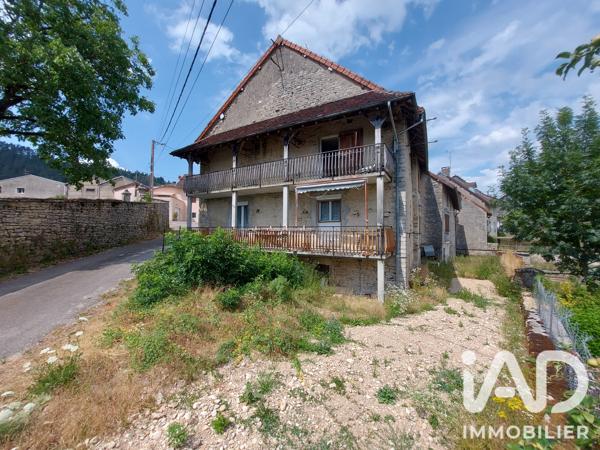 Maison à vendre 8 pièces 197 m² Orgelet