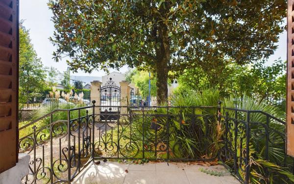 Maison à vendre    6 pièces •  Saint-Marcellin