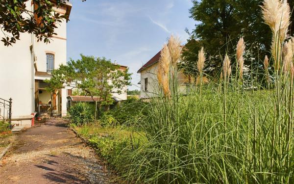 Maison à vendre    6 pièces •  Saint-Marcellin