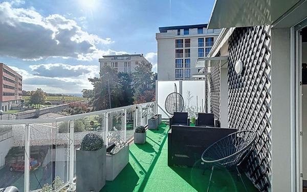 Appartement à vendre    2 pièces •  Reims