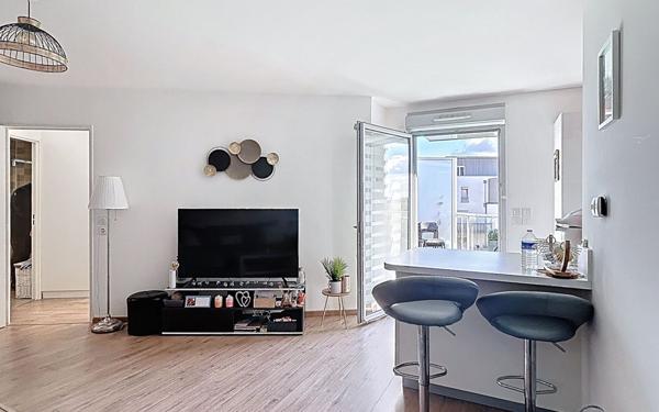 Appartement à vendre    2 pièces •  Reims