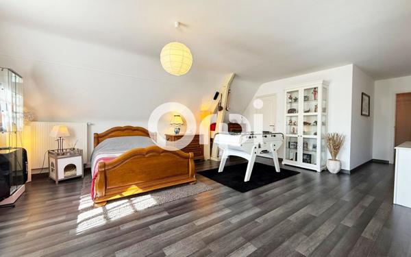 Maison à vendre    6 pièces • 180 m2 Soissons