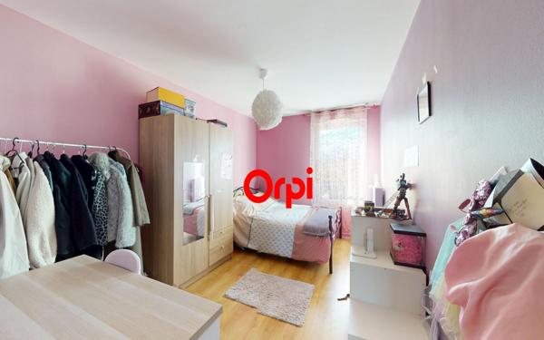 Maison à vendre    5 pièces •  Vaulx-en-Velin