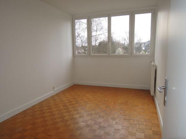 Proche St-Marceau - Grand 3 pièces de 64 m2