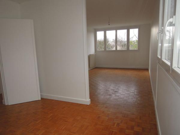 Proche St-Marceau - Grand 3 pièces de 64 m2