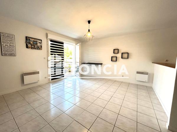 Location Appartement 2 pièces 44.5 m² - Jonzac 17500