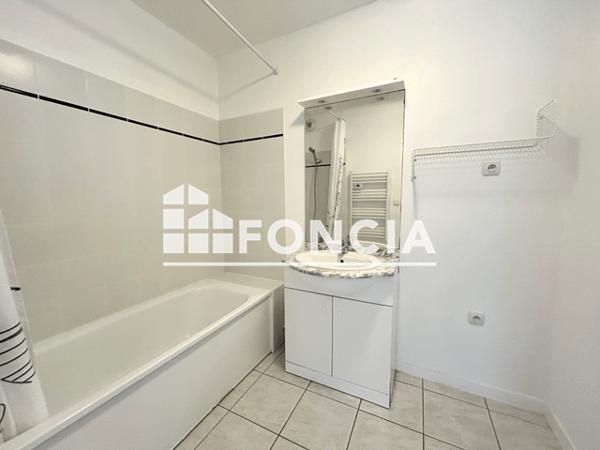 Location Appartement 2 pièces 44.5 m² - Jonzac 17500