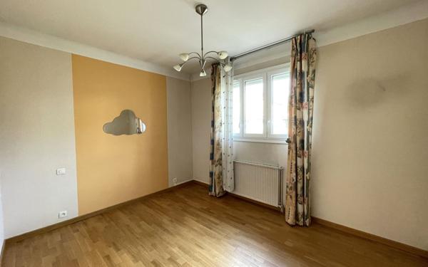 Maison à vendre    6 pièces • 228,54 m2 Rodez