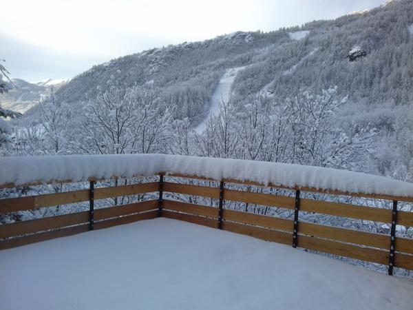 IMMEUBLE GITE 1000M2 PIED PISTE PELVOUX