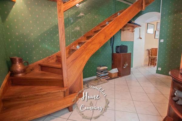 Maison
                                                                                                                                                                                                                                                                                                                        4 pièce(s)                                                                                                                                                                                                          3 chambre(s)                                                                                                                                                                                                          104.05  m²