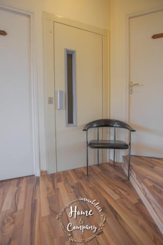 Maison
                                                                                                                                                                                                                                                                                                                        4 pièce(s)                                                                                                                                                                                                          3 chambre(s)                                                                                                                                                                                                          104.05  m²