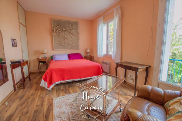 Maison
                                                                                                                                                                                                                                                                                                                        4 pièce(s)                                                                                                                                                                                                          3 chambre(s)                                                                                                                                                                                                          104.05  m²