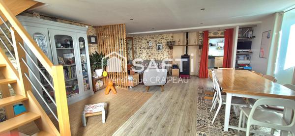 Charme, authenticité pour cette jolie maison familiale de 107m² hab avec 3 chambres, extérieur et piscine en village.