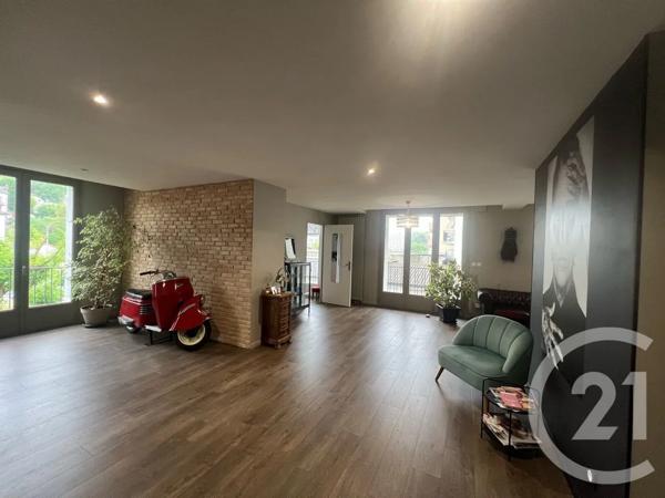 Appartement F4 à vendre  6 pièces - 120 m 2   AURILLAC  - 15