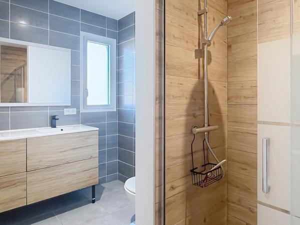 MAISON CONTEMPORAINE RECENTE PROCHE PLAGE