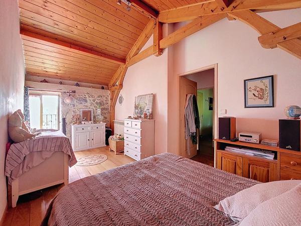 Maison à vendre 8 pièces MEZIN (47)