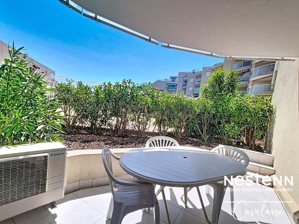 Appartement Cavalaire-sur-mer 2 pièce centre ville au calme en rez-de-jardin