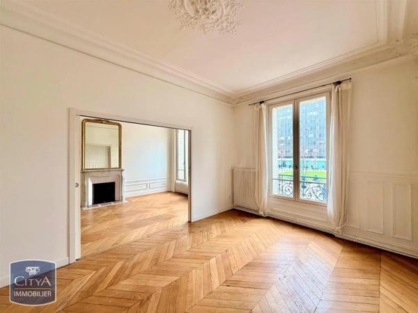 Appartement à louer 4 pièces 84.39m²