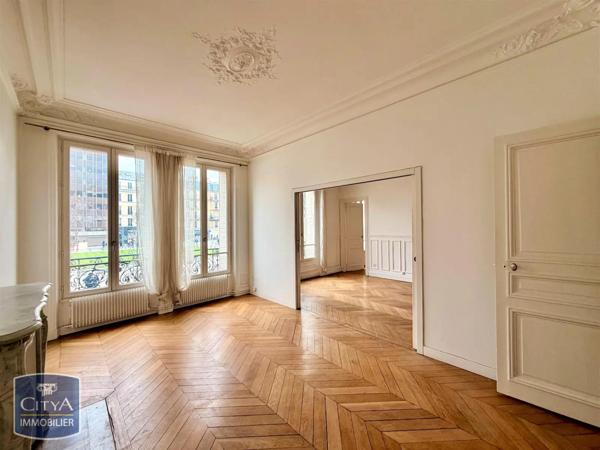 Appartement à louer 4 pièces 84.39m²