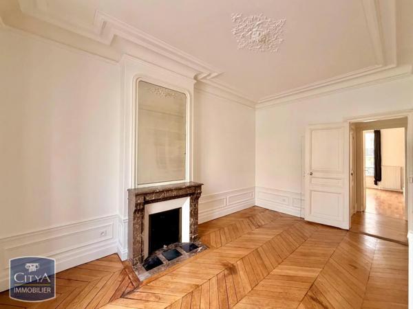 Appartement à louer 4 pièces 84.39m²