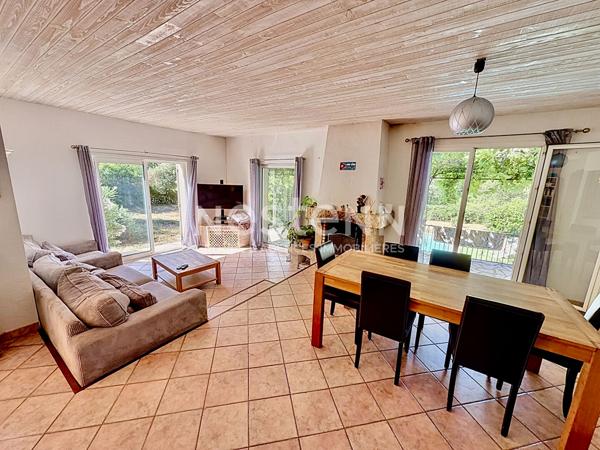 Fond d'impasse jolie maison, piscine, calme à Peymeinade 6 pièces 117.7 m2