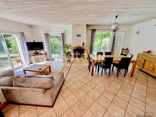 Fond d'impasse jolie maison, piscine, calme à Peymeinade 6 pièces 117.7 m2