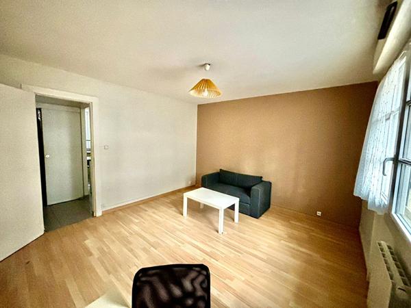 À vendre : Appartement T2 en bon état à Nantes - Référence PIT337