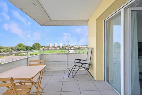 Appartement 3 pièces avec balcon - 2 chambres A VENDRE - VENISSIEUX - 61.19 m 2 - 174 000 €