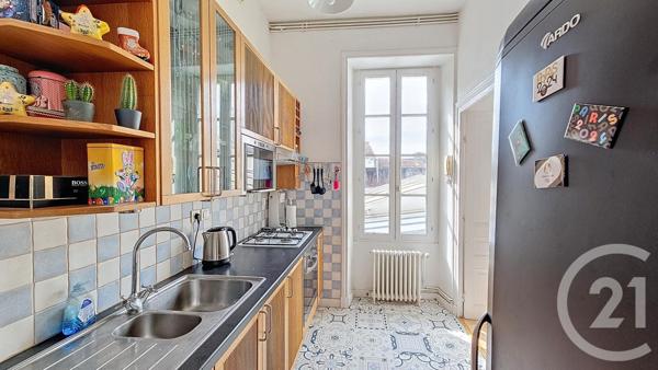 Appartement T4 à vendre  5 pièces - 124,42 m2 LUCON - 85