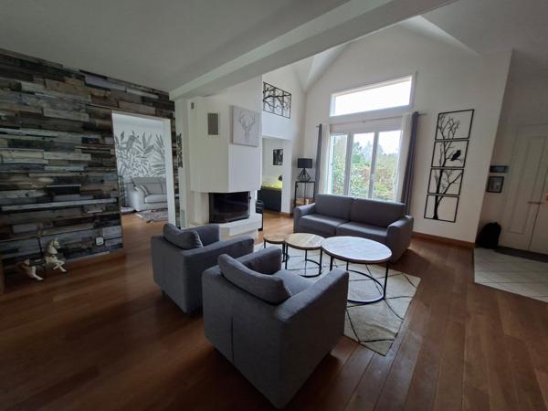 Maison d’architecte 6 pièces – 4 chambres