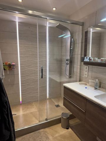 Maison d’architecte 6 pièces – 4 chambres