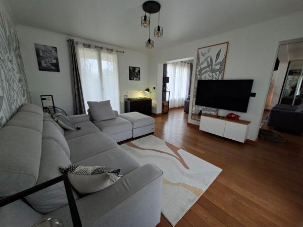 Maison d’architecte 6 pièces – 4 chambres