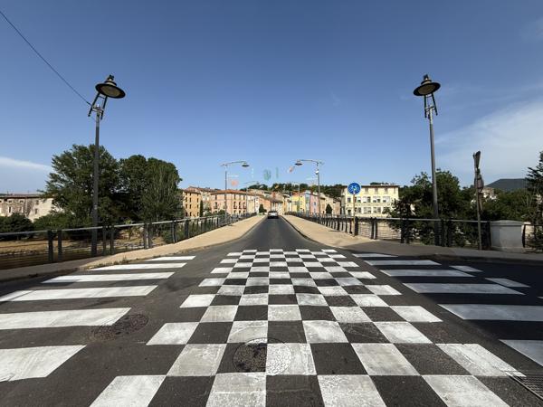 Bédarieux (34600) Maison de village en cours de rénovation 79 m2 et sa cave de 35 m2 face à l'Orb