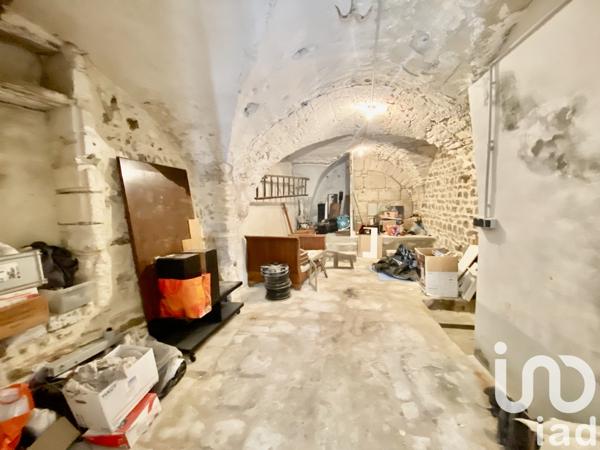 Immeuble à vendre 120 m² Aramon