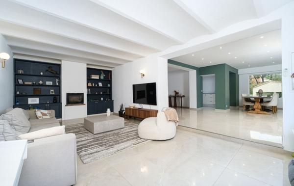 Vente Maison maison T4/5/terrain 956 m² Allauch   