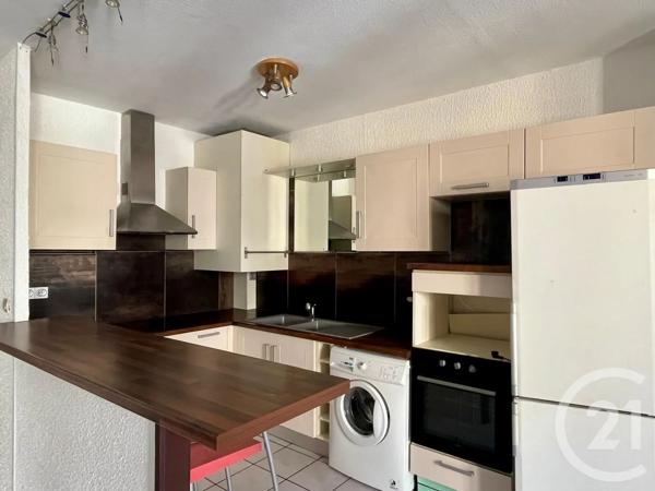 Appartement T3 à vendre  3 pièces - 67 m 2   ST ETIENNE  - 42