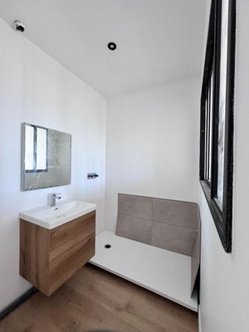 Appartement de 105 m²  avec parking et  DPE A