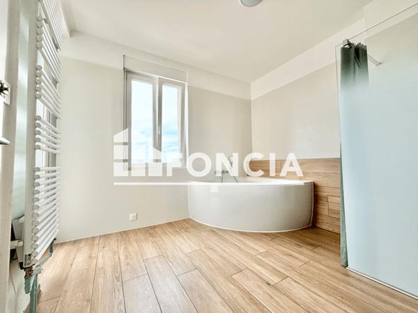 Location Appartement 5 pièces 110.61 m² - 3 BIS RUE DE CASTELNAU 57000 METZ Metz 57000