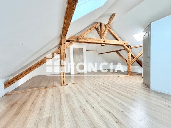 Location Appartement 5 pièces 110.61 m² - 3 BIS RUE DE CASTELNAU 57000 METZ Metz 57000
