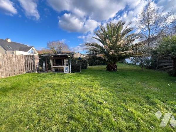 A VENDRE - MESQUER PROCHE CENTRE ET PLAGES - MAISON FAMILIALE T6
Proche du Centre de Mesquer, ...