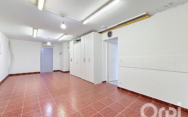 Maison à vendre    8 pièces • 254 m2 Ambilly