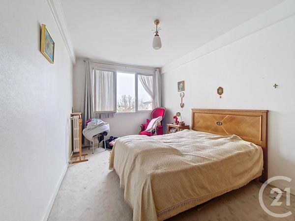 Appartement F5 à vendre  5 pièces - 92,48 m2 BOURG LA REINE - 92